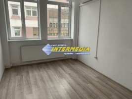 spatiu-de-inchiriat-in-centru-finante-finisat-complet-14