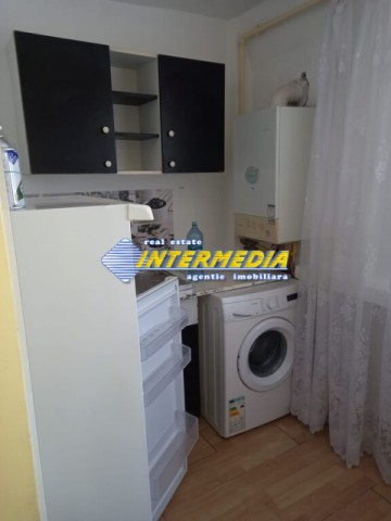 garsoniera-spatioasa-de-inchiriat-in-alba-iulia-zona-bulevard-3