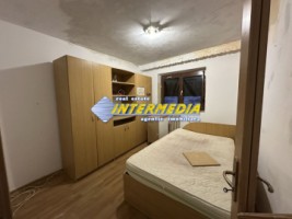 apartament-3-camere-decomandat-68-mp-2-bai-balcon-pivnita-cetate-mercur-mobila-complet-16