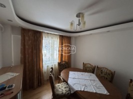 chirie-apartament-spatios-zona-primaverii-bcr-etaj-1-1