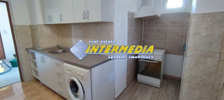 apartament-cu-3-camere-2-bai-de-inchiriat-in-centru-zona-primariei-alba-iulia-7