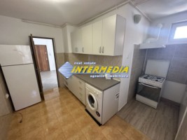 apartament-cu-3-camere-2-bai-de-inchiriat-in-centru-zona-primariei-alba-iulia-10