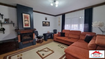 parte-de-casa-parter-cu-acces-auto-zona-cerbului