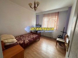 vanzare-apartament-4-camere-alba-iulia-cetate-mercur-2-bai-90-mp-cu-balcon-si-pod-12