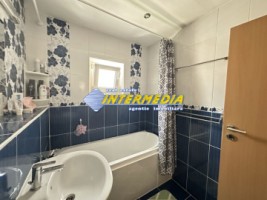 vanzare-apartament-3-camere-decomandat-2-bai-balcon-mare-parcare-zona-termopane-izolat-exterior-finisat-si-mobilat-16