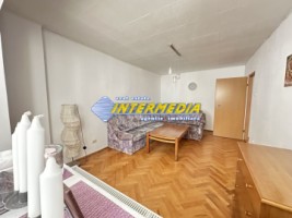 vanzare-apartament-3-camere-decomandat-2-bai-balcon-mare-parcare-zona-termopane-izolat-exterior-finisat-si-mobilat-19