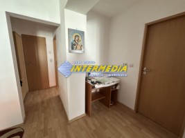 vanzare-apartament-3-camere-decomandat-2-bai-balcon-mare-parcare-zona-termopane-izolat-exterior-finisat-si-mobilat-20