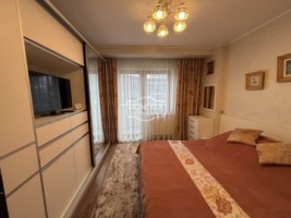 apartament-3-camere-zona-centrala-bloc-nou-etaj-1-4