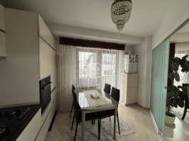 apartament-3-camere-zona-centrala-bloc-nou-etaj-1-8