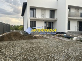 vanzare-casa-noua-p1-din-2025-curte-si-gazon-in-cetate-hcc-finisata-la-cheie-2