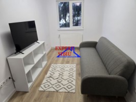 inchiriez-apartament-3-camererecent-renovatzona-centrala-4