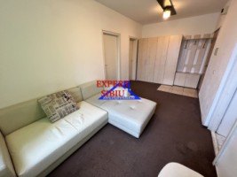 vand-apartament-2-camere-zona-strand-5