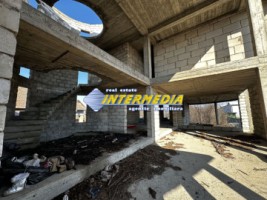 casa-individuala-la-rosu-suprafata-517-mp-utili-alba-iulia-8