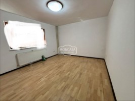 ideal-pentru-sediu-firma-salon-3-camere-parter-primaverii-5