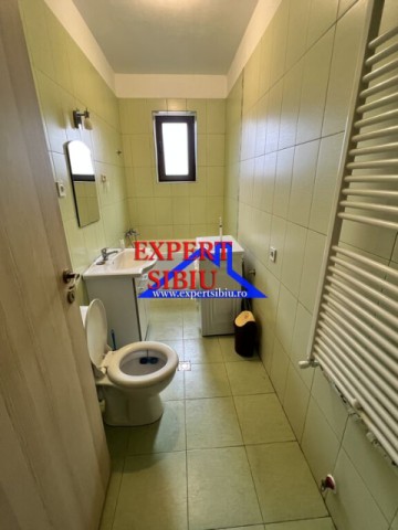 inchiriez-apartament-2-camere-decomandatrenovat-zona-strand-8