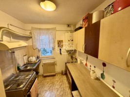 spatiu-comercial-30-mp-si-apartament-2-camere-zona-marchian-4