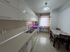 inchiriez-apartament-3-camere-decomandat-renovat-zona-selimbar-0