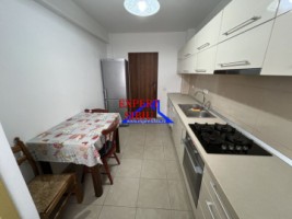 inchiriez-apartament-3-camere-decomandat-renovat-zona-selimbar-1