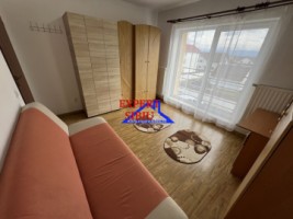 inchiriez-apartament-3-camere-decomandat-renovat-zona-selimbar-8