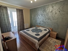 inchiriez-apartament-3-camererecent-renovat-zona-turnisor-0