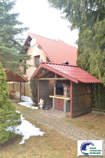 casa-de-vacanta-situata-in-busteni-piatra-arsa-8