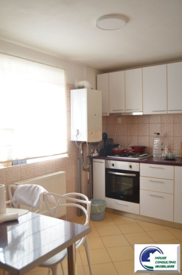 sinaia-apartament-cu-2-camere-in-vila-parter-22