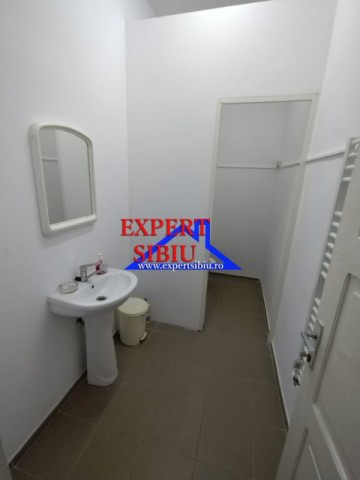 inchiriez-spatiu-birou-3-camere-57-mp-zona-turnisor-autogarii-atlassib-2