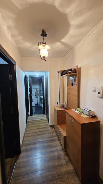 blv-bucuresti-2-camere-decomandat-78-liber-71500-euro-30