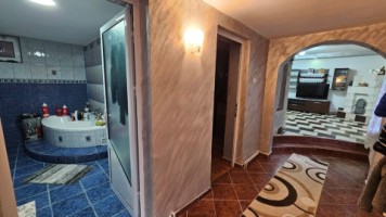 zona-afi-palace-casa-la-pret-de-apartament-2-camere-central-4