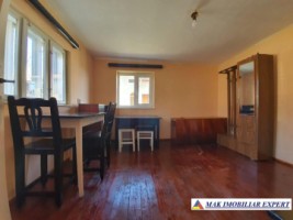 casa-vacanta-2-camere-teren-1295-mp-in-marcus-campulung-ag-9