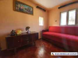 casa-vacanta-2-camere-teren-1295-mp-in-marcus-campulung-ag-24
