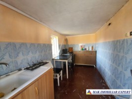 casa-vacanta-2-camere-teren-1295-mp-in-marcus-campulung-ag-38