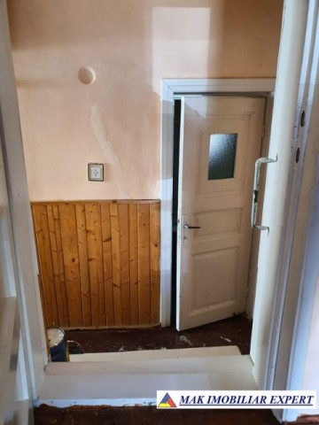 casa-vacanta-2-camere-teren-1295-mp-in-marcus-campulung-ag-37
