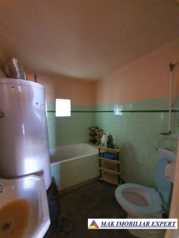 casa-vacanta-2-camere-teren-1295-mp-in-marcus-campulung-ag-43