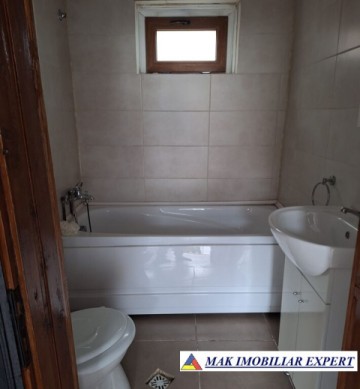 de-vanzare-vila-4-camere-teren-124-mp-in-rucar-arges-17