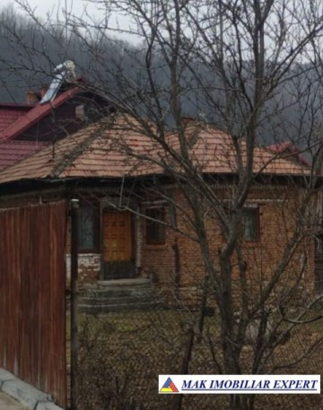 vand-casa-5-camere-teren-1600-mp-in-boteni-arges