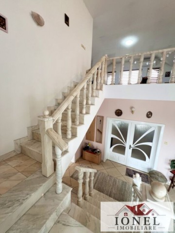 casa-de-vanzare-in-alba-iulia-centru-cu-679-mp-construiti-14
