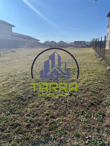 teren-intravilan-de-vanzare-in-alba-iulia-zona-cetate-0
