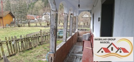 vanzare-casa-in-satic-cu-3-camere-si-bucatari-anexaimpreuna-cu-teren-intravilan-in-suprafata-de-2723-mp-la-pretul-de-65000-euro-negociabil-e-6