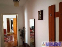 apartament-4-camere-cf-1-et-1-in-centru-campulung-muscel-ag-4