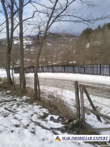 de-vanzare-teren-1700-mp-intravilan-in-corbi-arges-2
