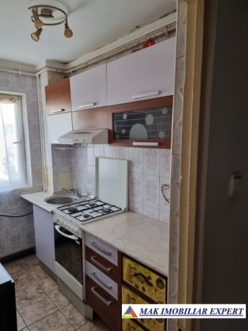 vand-apartament-2-camere-cf-2-et-1-in-visoi-campulung-arges-12