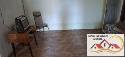 vanzare-vila-interbelica-ultracentral-decomandata-cu-6-camere-3-bai-3-holuri-bucatarie-si-terasa-cu-o-suprafata-de-teren-282-mp-super-oferta-pret-de-80000-de-euro-negociabil-5