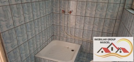 vanzare-vila-interbelica-ultracentral-decomandata-cu-6-camere-3-bai-3-holuri-bucatarie-si-terasa-cu-o-suprafata-de-teren-282-mp-super-oferta-pret-de-80000-de-euro-negociabil-17