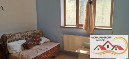 vanzare-vila-interbelica-ultracentral-decomandata-cu-6-camere-3-bai-3-holuri-bucatarie-si-terasa-cu-o-suprafata-de-teren-282-mp-super-oferta-pret-de-80000-de-euro-negociabil-19