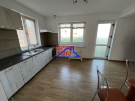 inchiriez-casa-3-camereconstructie-nouazona-strand-4