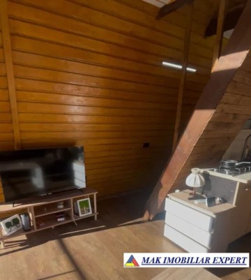 vand-cabana-a-frame-la-munte-in-dambovicioarea-arges-11