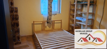 vanzare-casa-in-balilesti-cu-4-camere-si-un-living-avand-doua-terase-atat-la-parter-cat-si-la-etaj-intr-o-zona-linistita-si-pitoreasca-cu-o-suprafata-de-teren-1138-mp-la-pretul-de-48000-euro-negociabil-casa-are-o-suprafata-construita-de-120-mp-22