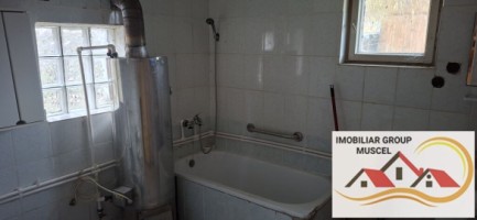 vanzare-casa-in-balilesti-cu-4-camere-si-un-living-avand-doua-terase-atat-la-parter-cat-si-la-etaj-intr-o-zona-linistita-si-pitoreasca-cu-o-suprafata-de-teren-1138-mp-la-pretul-de-48000-euro-negociabil-casa-are-o-suprafata-construita-de-120-mp-27