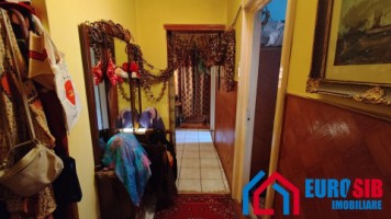 apartament-3-camere-decomandate-2-bai-in-sibiu-ciresica-5